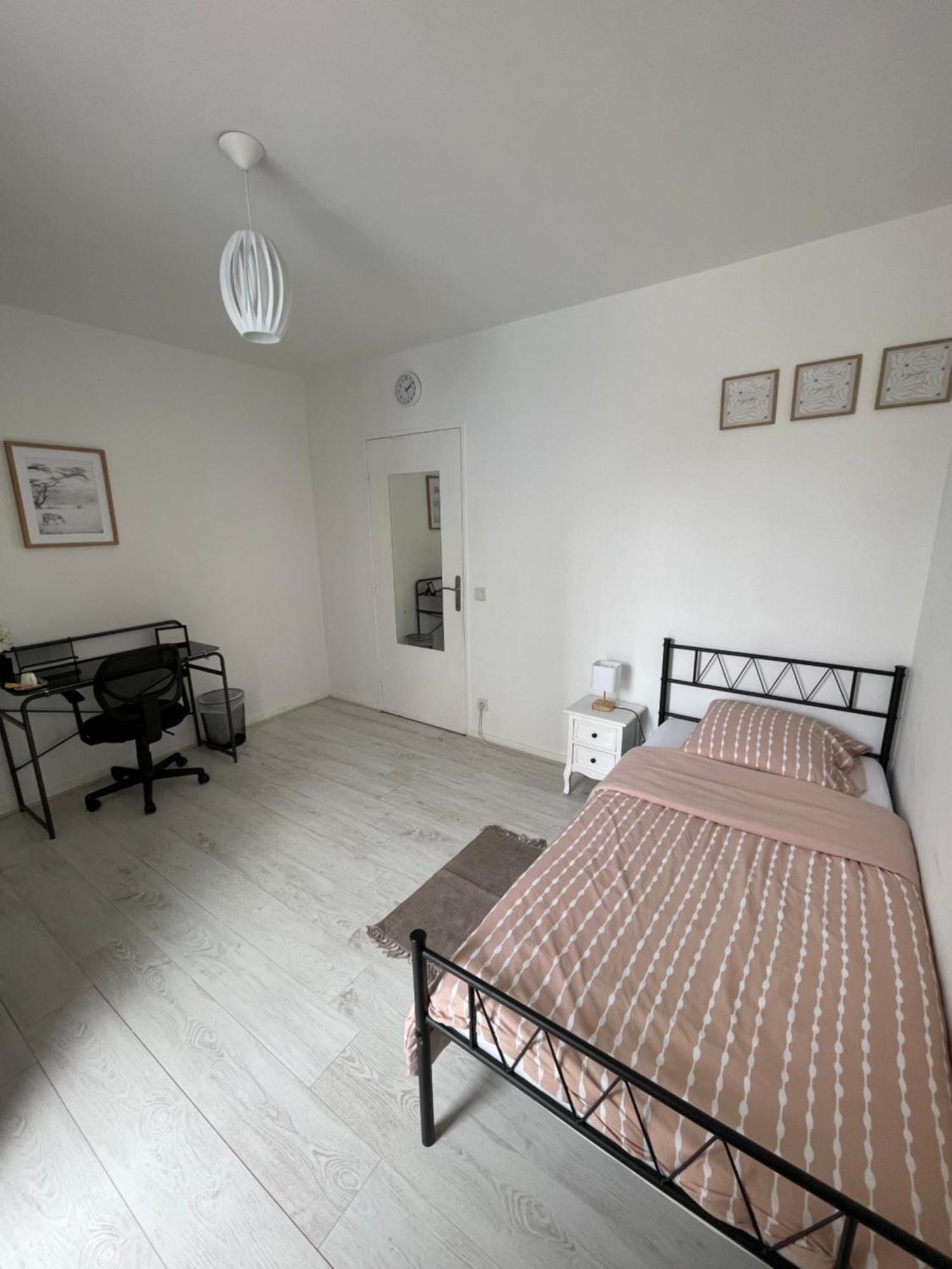Jolie Chambre Proche De Paris Et Sa Peripherie Aubervilliers Esterno foto