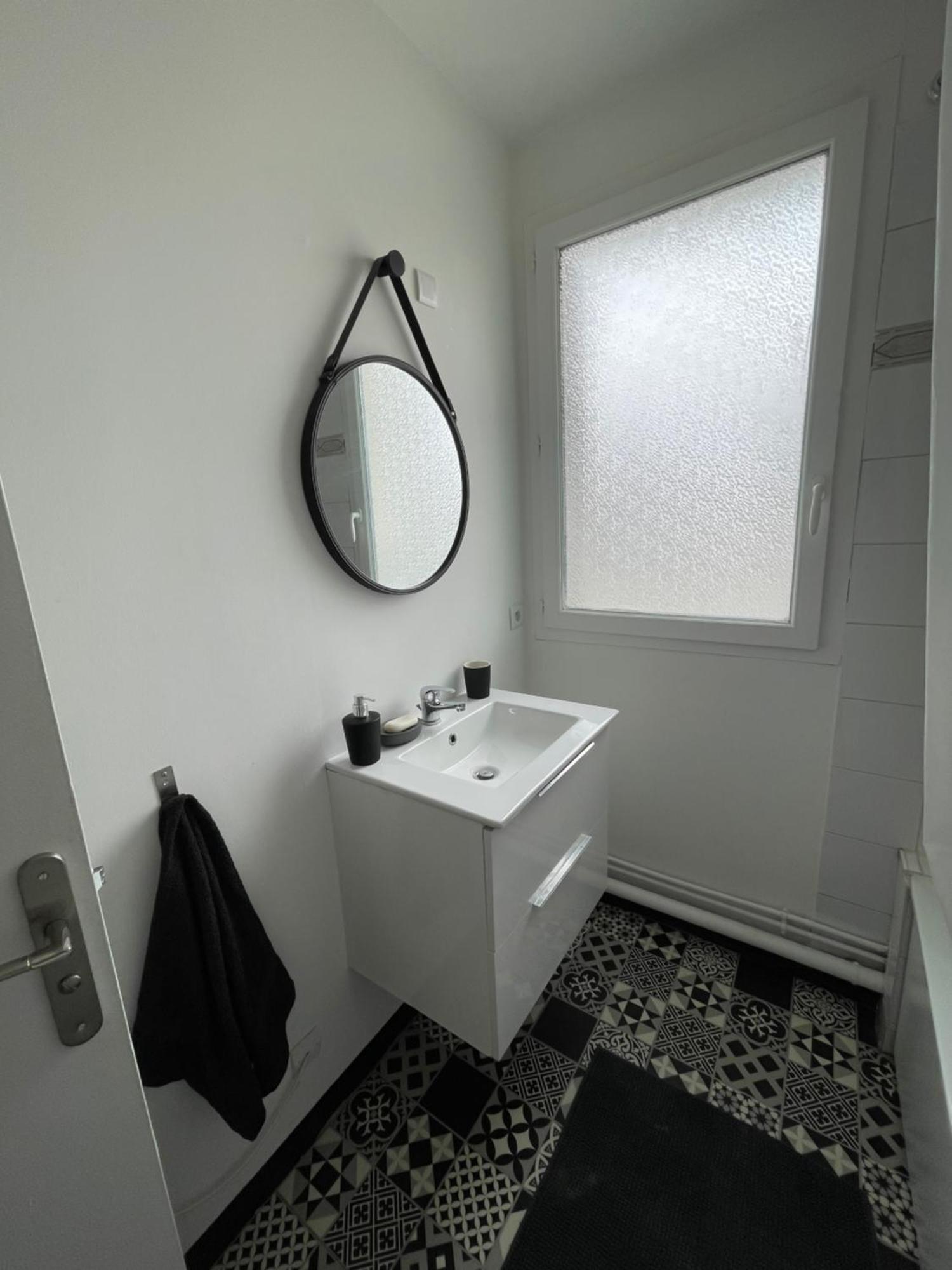 Jolie Chambre Proche De Paris Et Sa Peripherie Aubervilliers Esterno foto